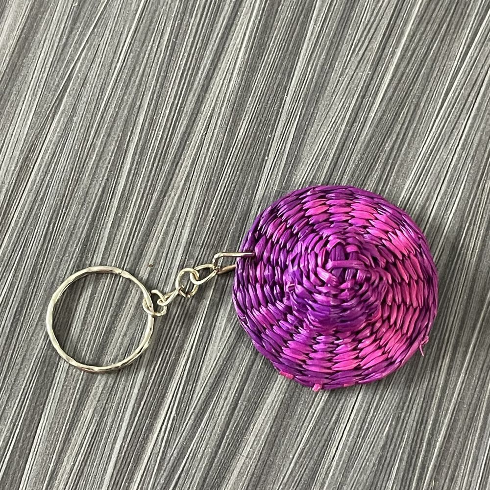 One Piece 3D‎ Purple Straw Hat Metal Keyring